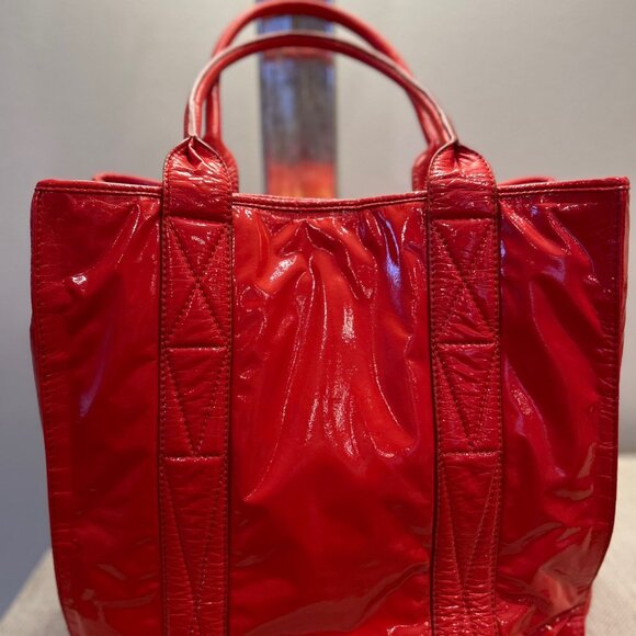 Miu Miu Aventure Red Patent Leather Bag - Picture 5 of 10
